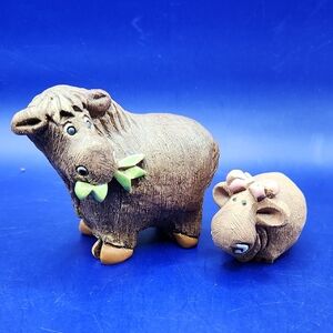 Artesania Rinconada Female And Baby Moose Adorable  Figurines
